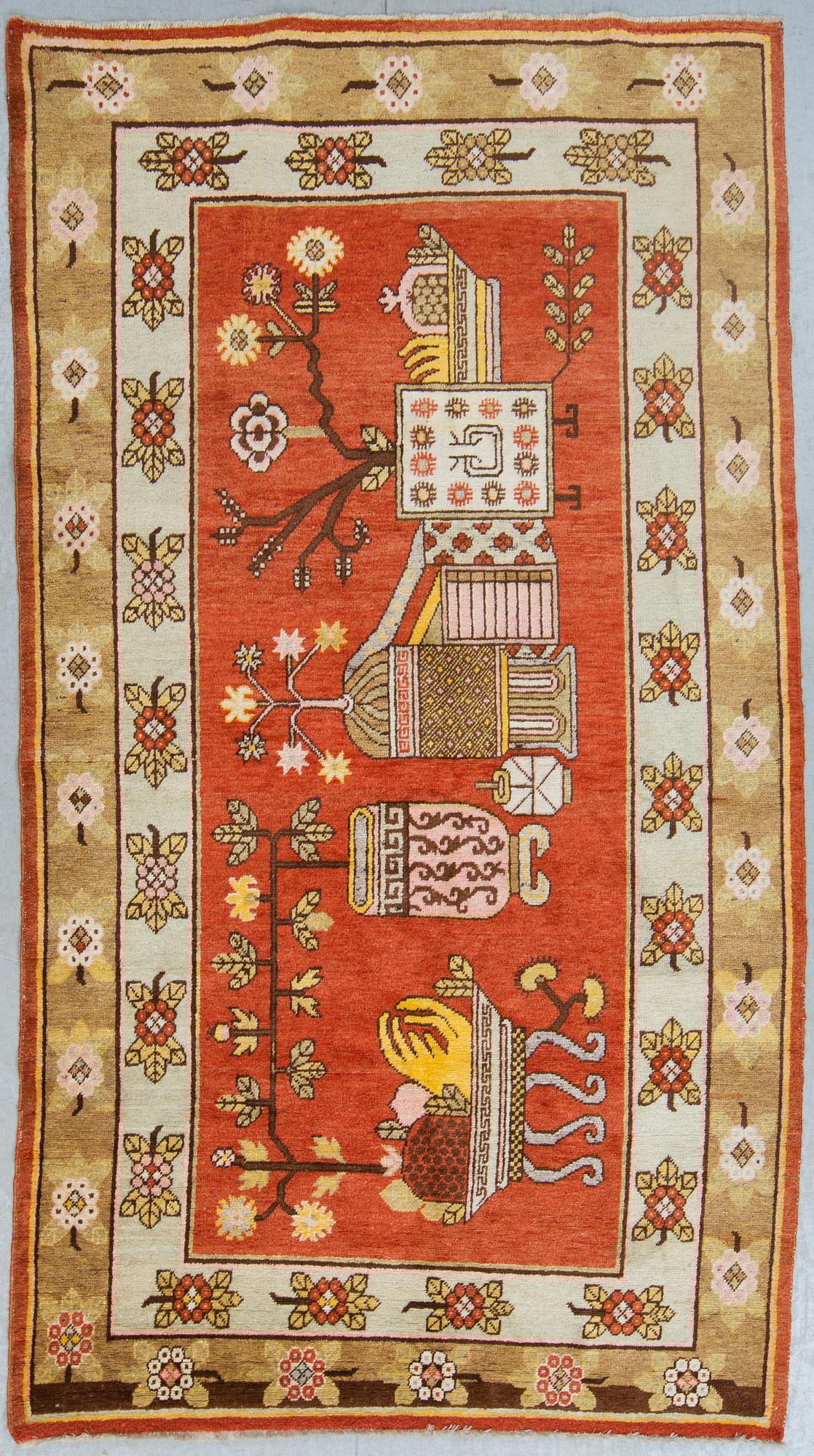 MATTA, old, Khotan, Kina, ca 255 X 140 cm.