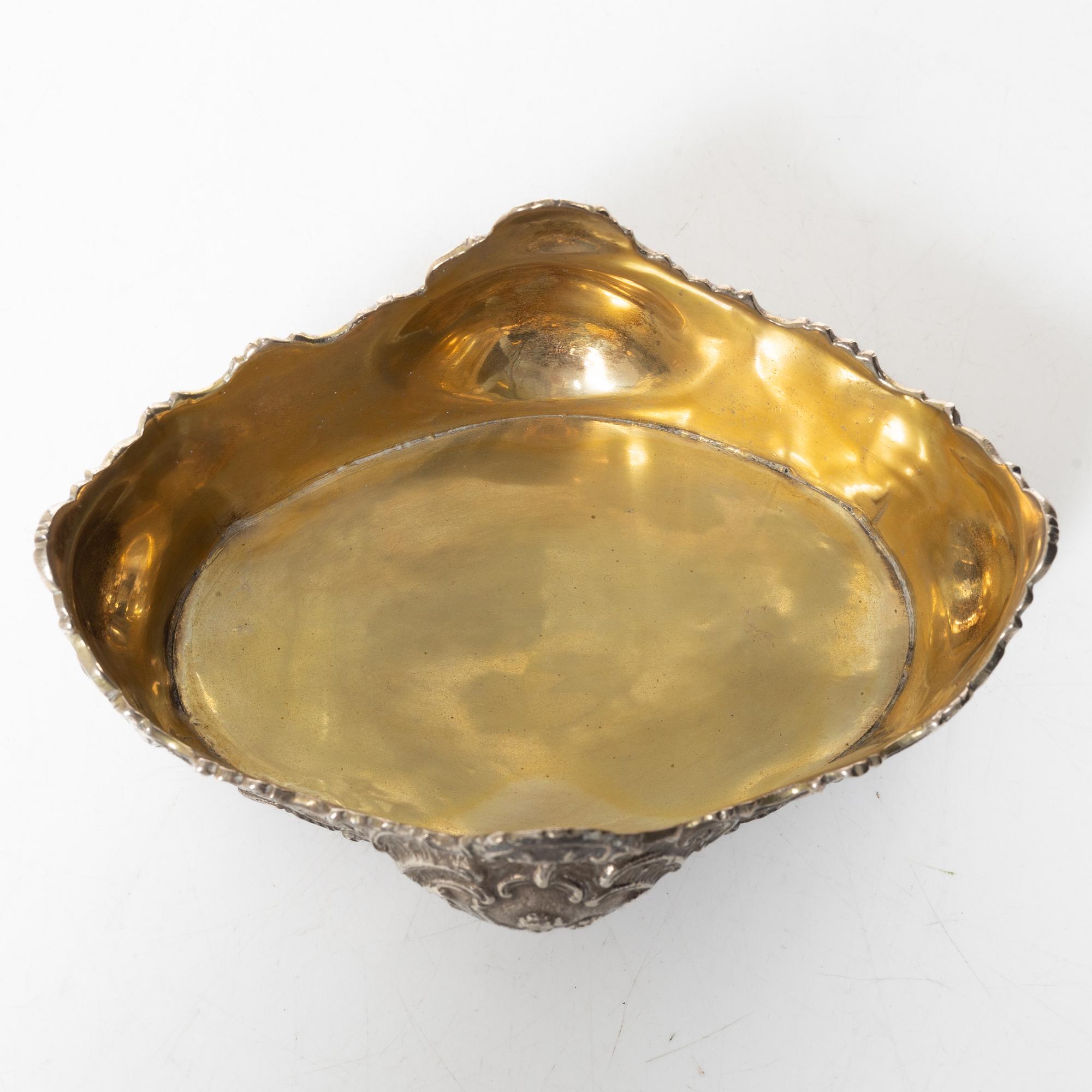 Jardinière, sterling silver, Rococo style, 20th century.