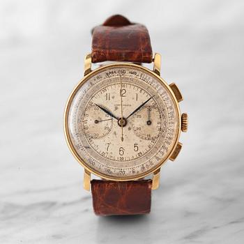 10. LONGINES, Flyback-chronograph.