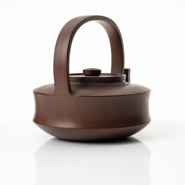 Gu Jingzhou, A Chinese Pianshihu Teapot, Gu Jingzhou.