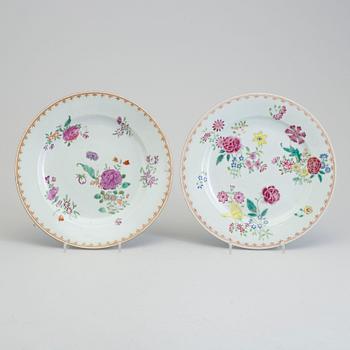 Two famille rose export porcelain plates, Qing dynasty, Qianlong (1736-95).