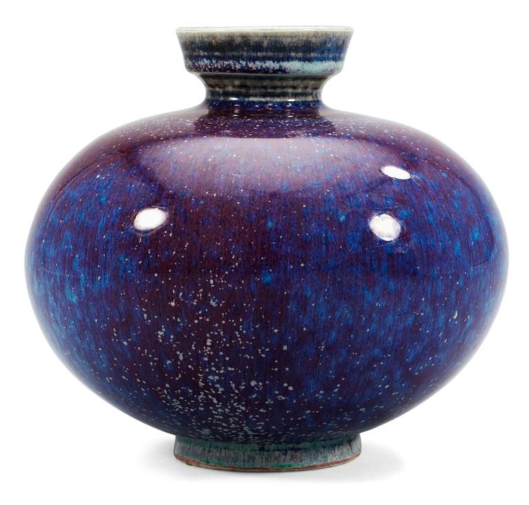 A Bernt Friberg stoneware vase, Gustavsberg studio 1976.