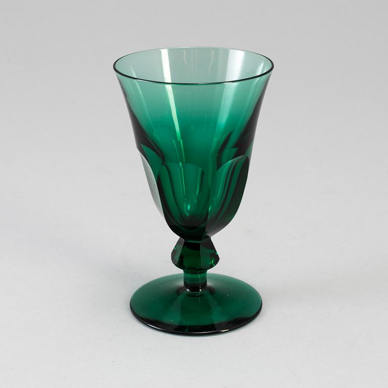 VINGLAS, 9 st "Bergh", design Elis Bergh för Kosta, 1900-talets mitt/andra hälft.
