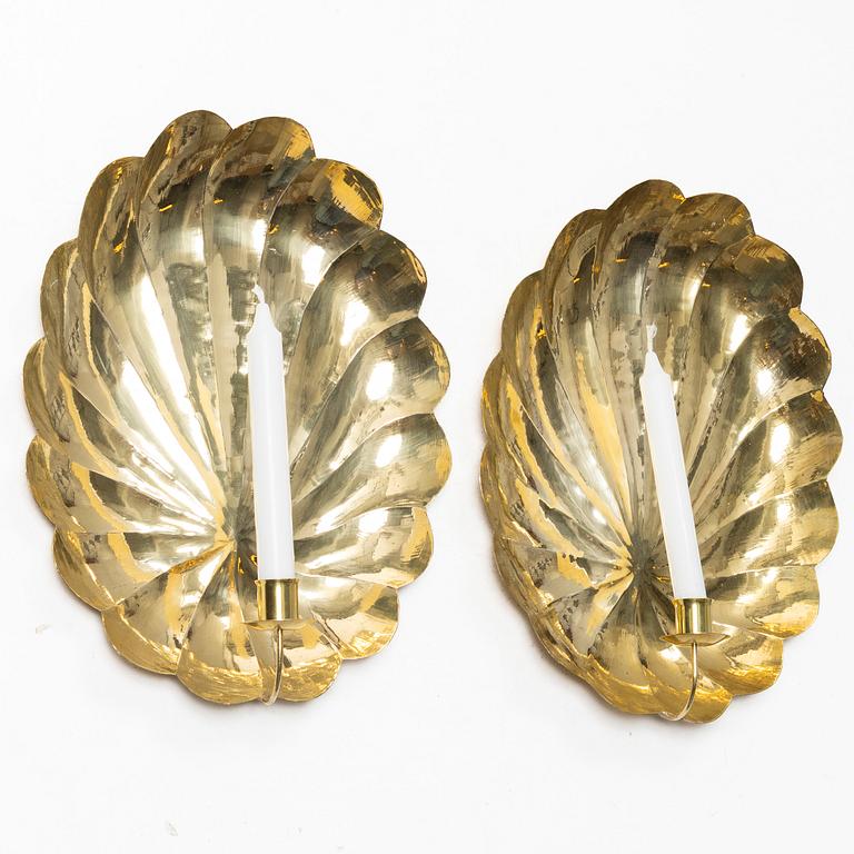 A pair of brass wall sconces, 20th century.