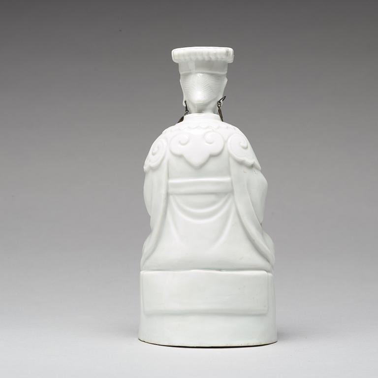 A blanc de chine figure of a deity, Qing dynasty, 19th Century.