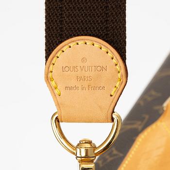 Louis Vuitton, travel wardrobe "Garment cloth 24h bag".