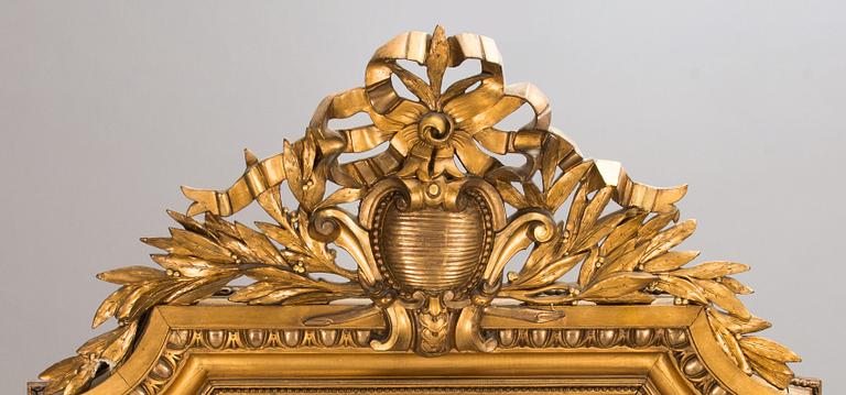 A mirror/floor mirror from late 19th century.