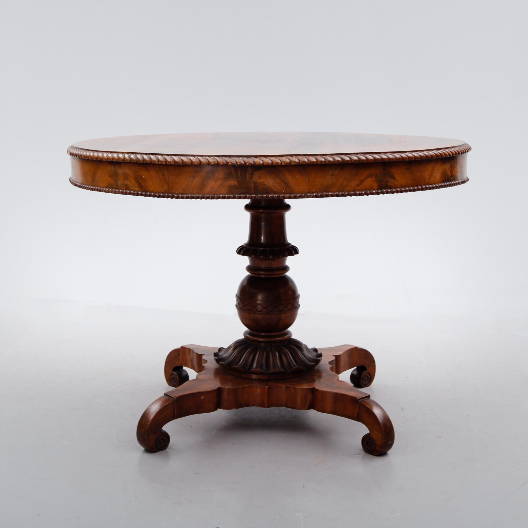 BORD, senempire, 1800-talets mitt.