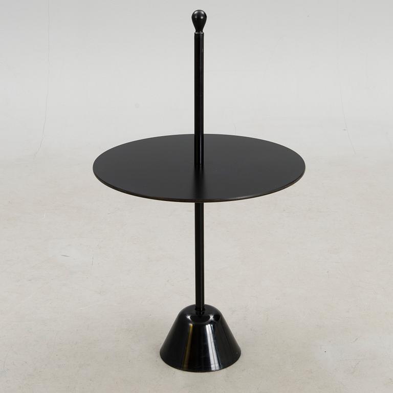 ACHILLE CASTIGLIONI, SIDOBORD "Servomuto" för Zanotta, Italien. Design år 1974.