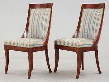 STOLAR, ett par, Karl Johan-stil, 1900-talets första hälft.