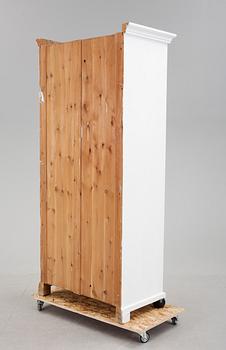 KLÄDSKÅP, 1800-talets slut.