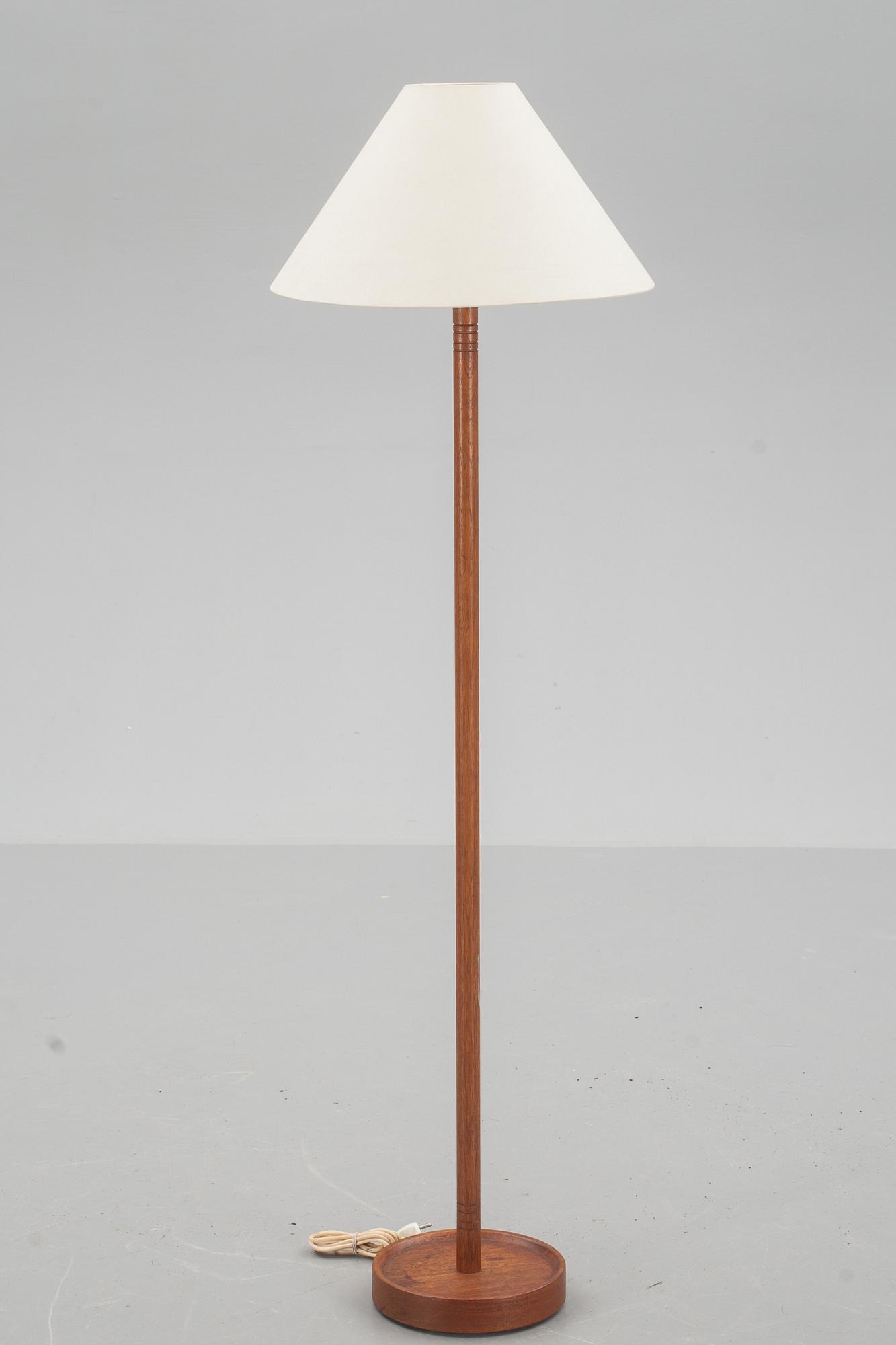 GOLVLAMPA, 1900-talets andra hälft.