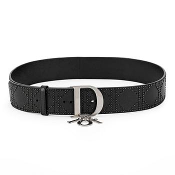 CHRISTIAN DIOR, a black leather belt.