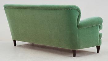 A Josef Frank sofa, Svenskt Tenn.