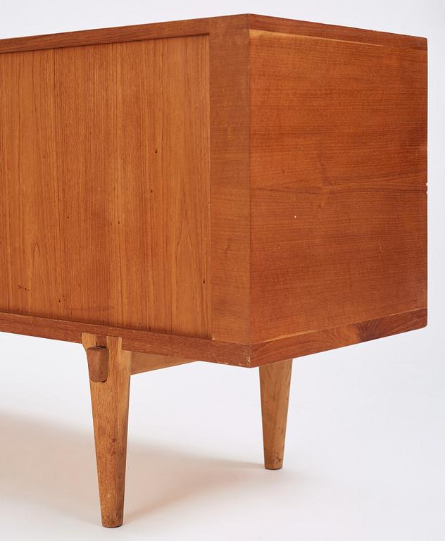 Hans J. Wegner, a teak 'RY-25' sideboard, RY-Møbler, Denmark 1950s-1960s.