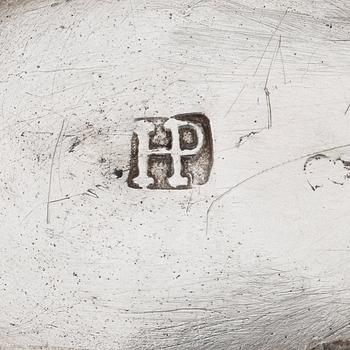 BRÄNNVINSSKÅL, icke identifierad mästarstämpel HP, Nederländerna. Daterad 1716.