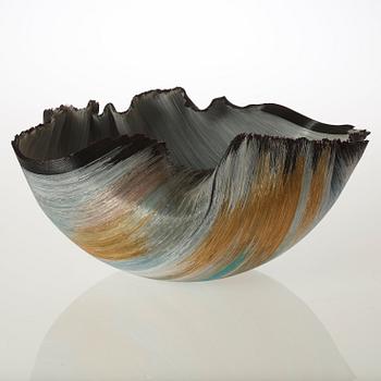 A Toots Zynsky 'filet-de-verre' glass bowl, Seattle, USA.