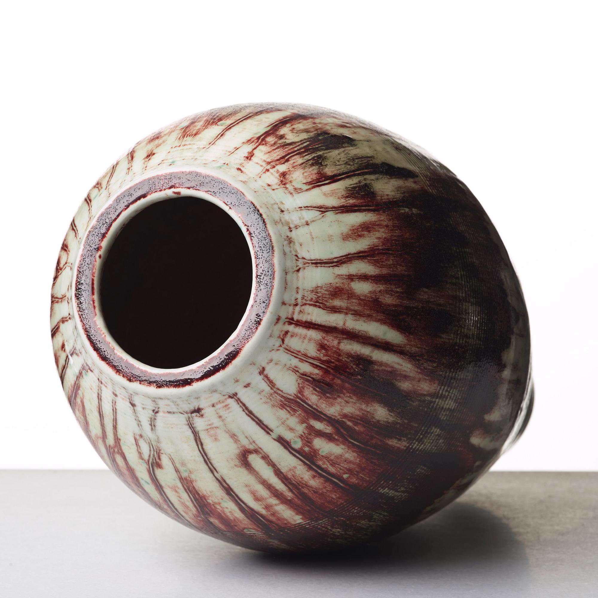 Toini Muona, a glazed ceramic floor vase, Arabia, Finland, mid 20th century.