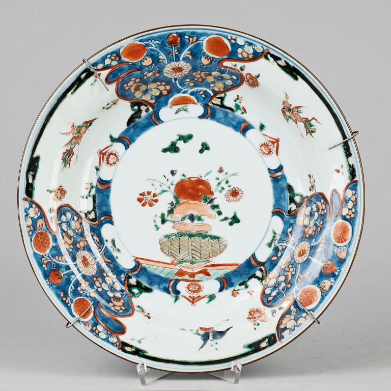 SKÅLFAT, porslin, Kina, 1700-tal.