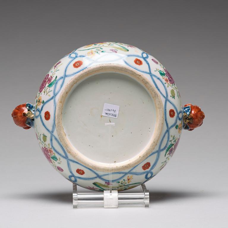 A famille rose tureen with cover, Qing dynasty, Qianlong (1736-95).