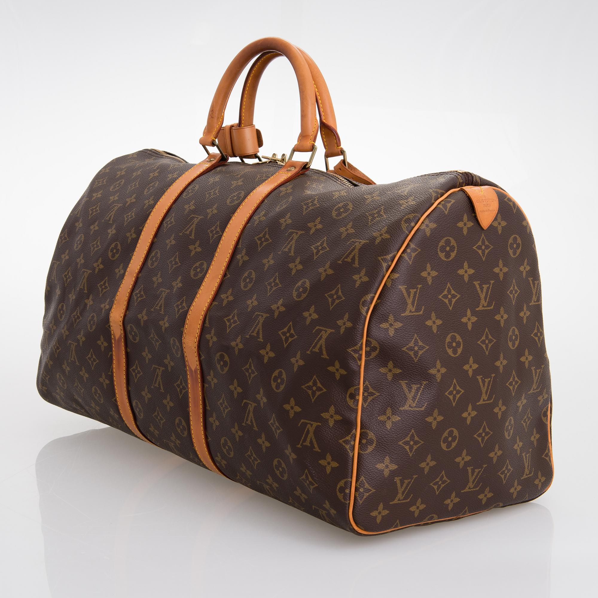 LOUIS VUITTON Monogram Keepall 55 Bag.