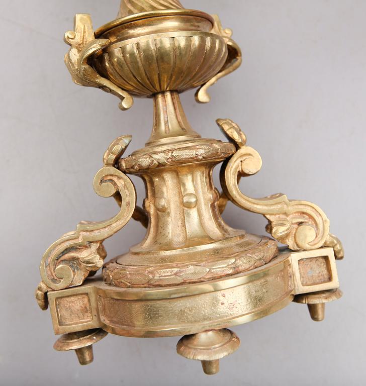 KANDELABRAR, 1 par, Louis Seizestil, Frankrike, 1800-/1900-tal.