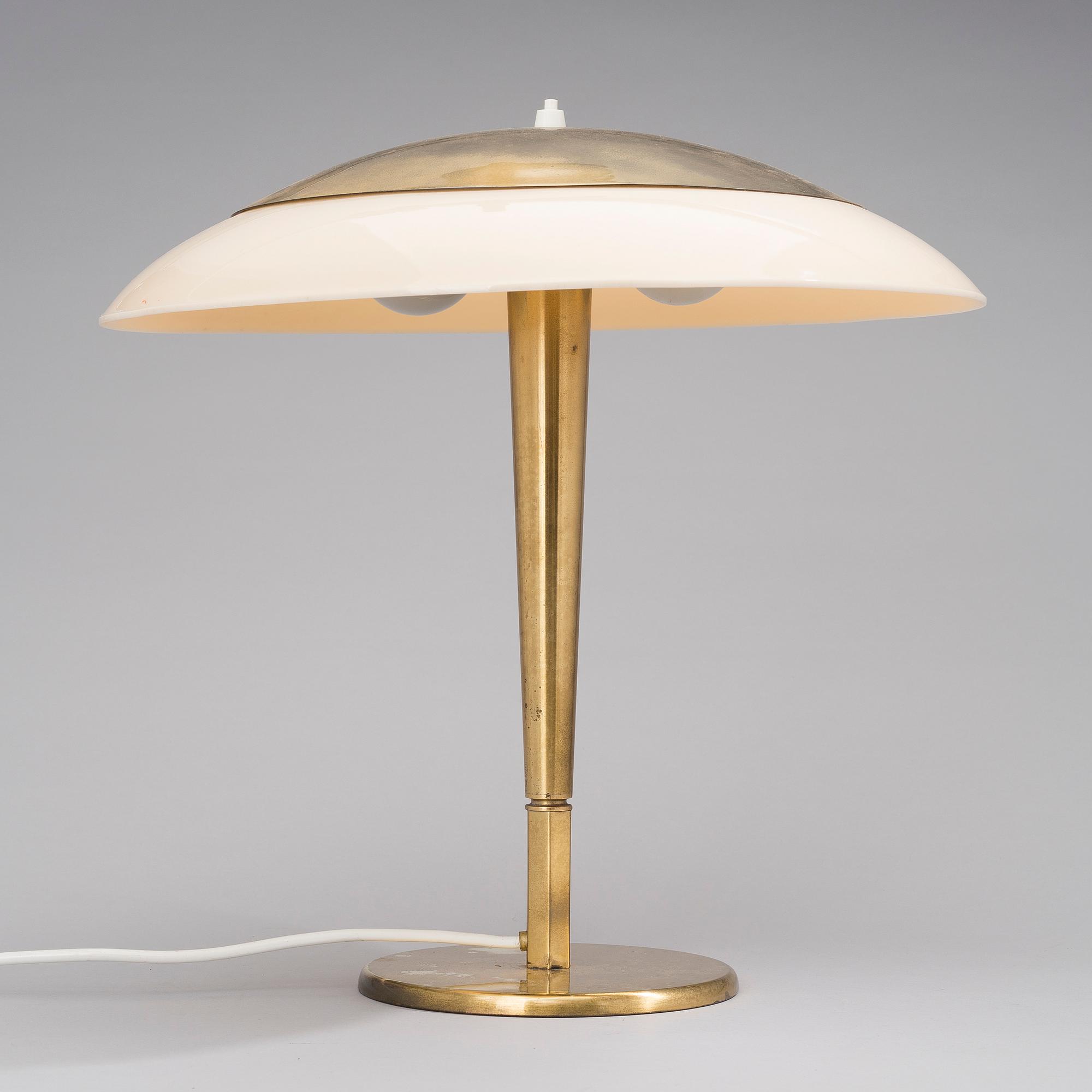 PAAVO TYNELL, BORSDLAMPA, Modell 5061. Taito/Idman, 1940-/50-tal.