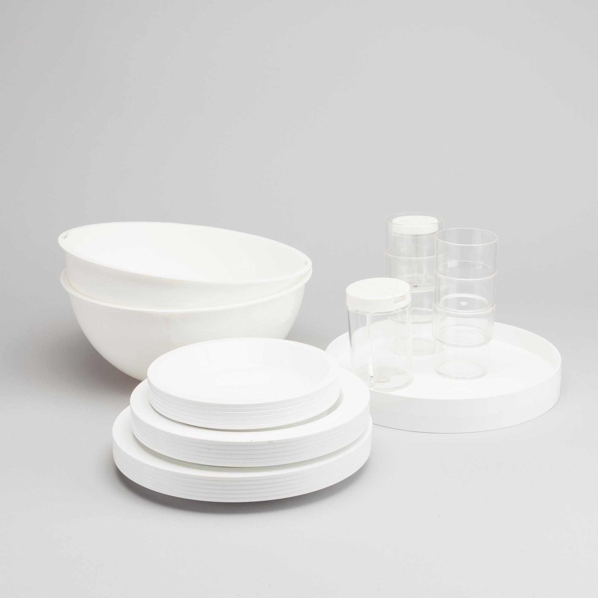 GUZZINI PICNIC BALL SET. ITALY.