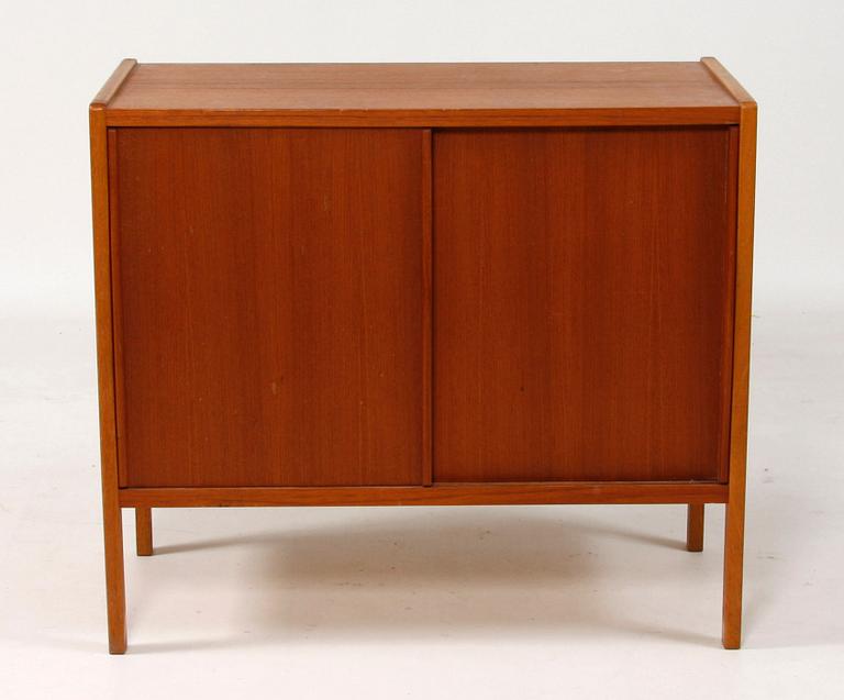 SIDEBOARD, teak, Bertil Fridhagen, Bodafors, brännstmpl.