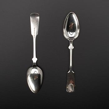 TESKEDAR, silver, Mussla-modell, Finska Guldsmeds AB, Åbo 1936. Vikt 130 g.