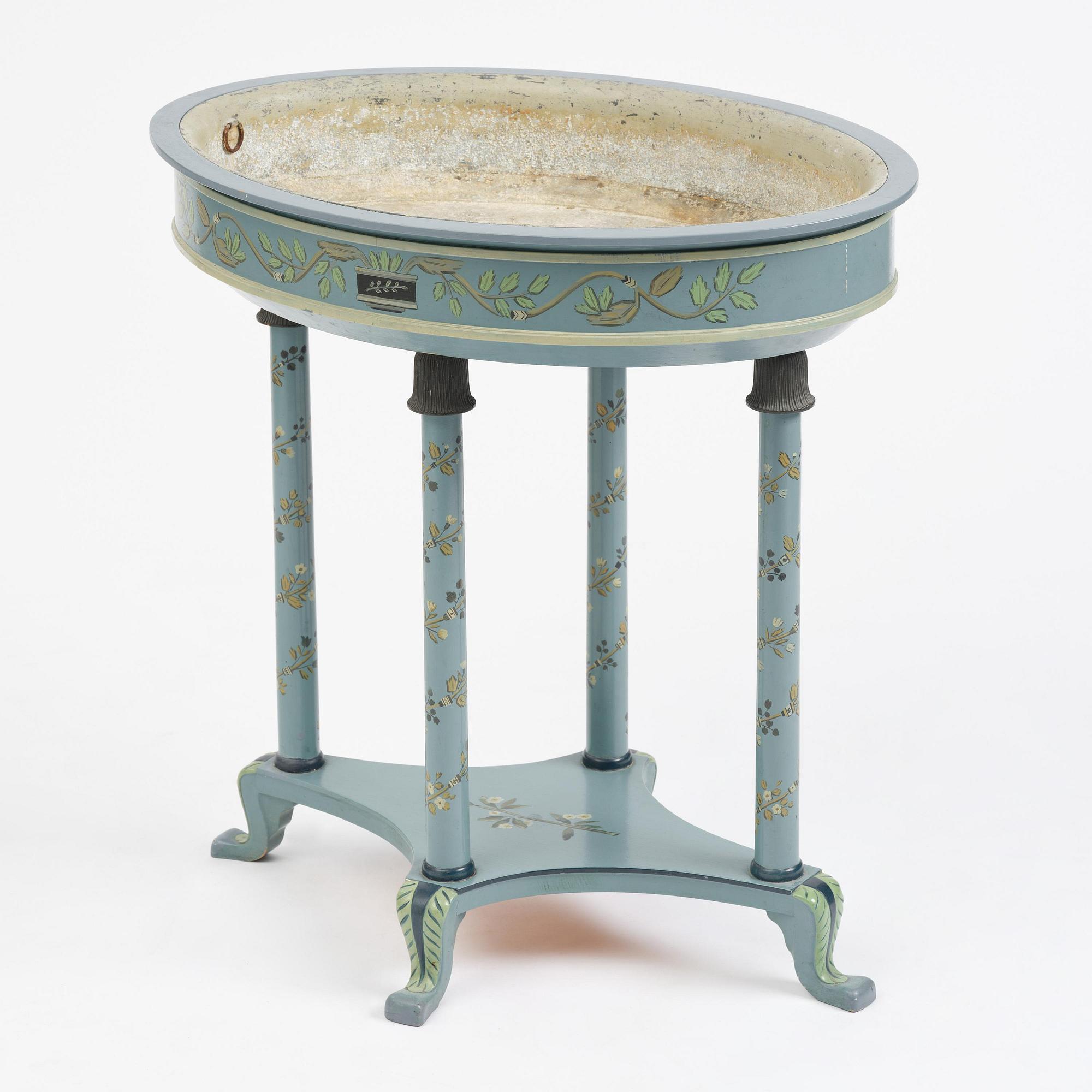 Carl Malmsten, a Swedish Grace flower table, cabinetmaker Albin Johansson, Stockholm, for Villa Kvikkjokk, 1927.
