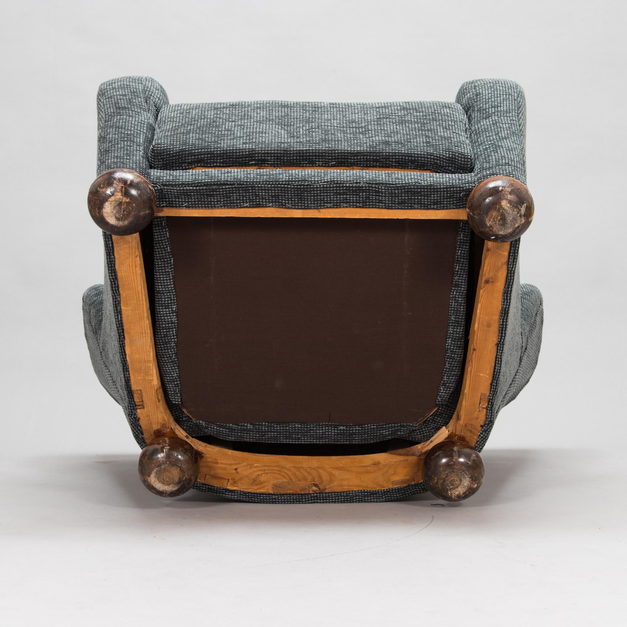 Märta Blomstedt, an 'Aulanko-model' armchair. Designed in 1939.
