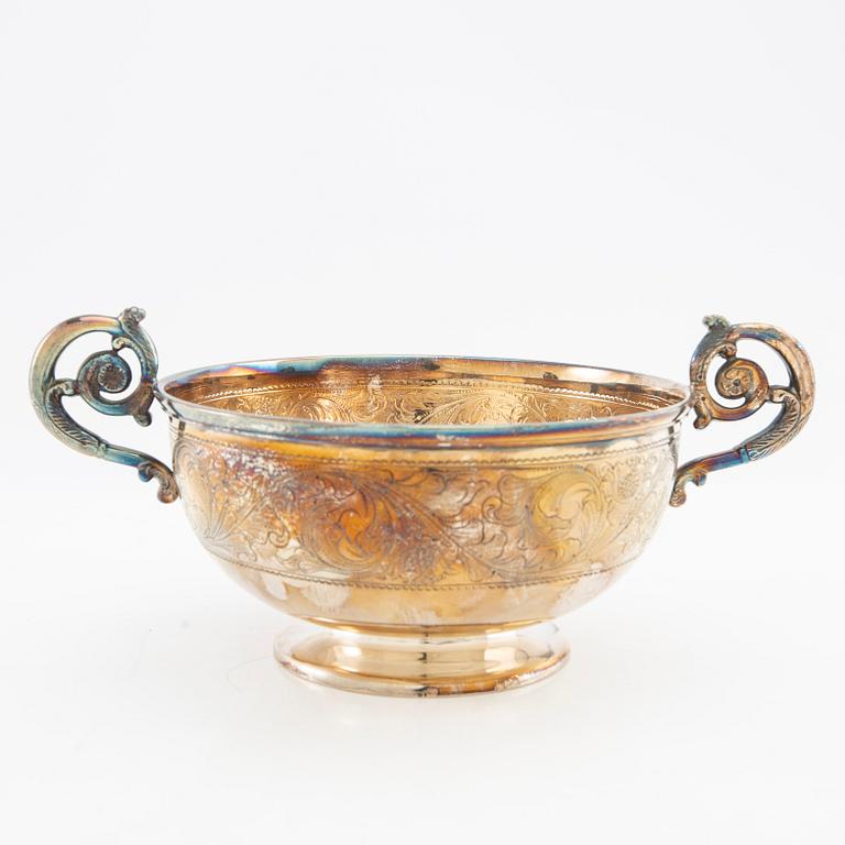 Bowl, sterling silver, first half of the 20th century.