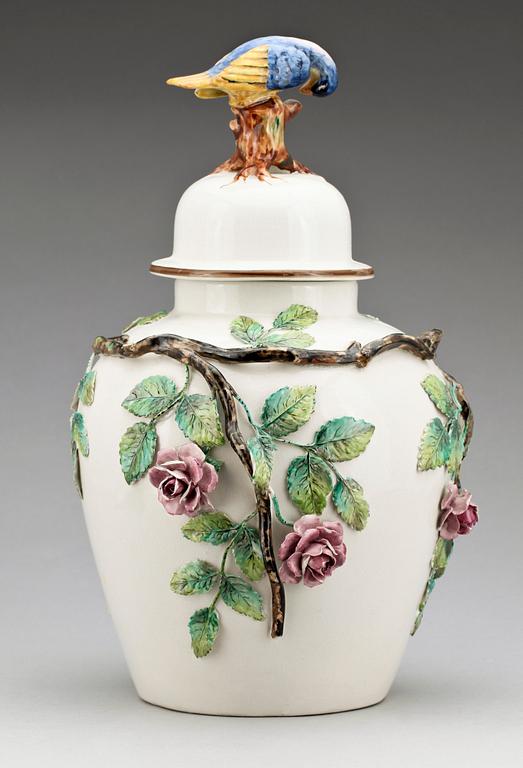 LOCKURNA, fajans, rokokostil, Rörstrand, 1900-tals början.