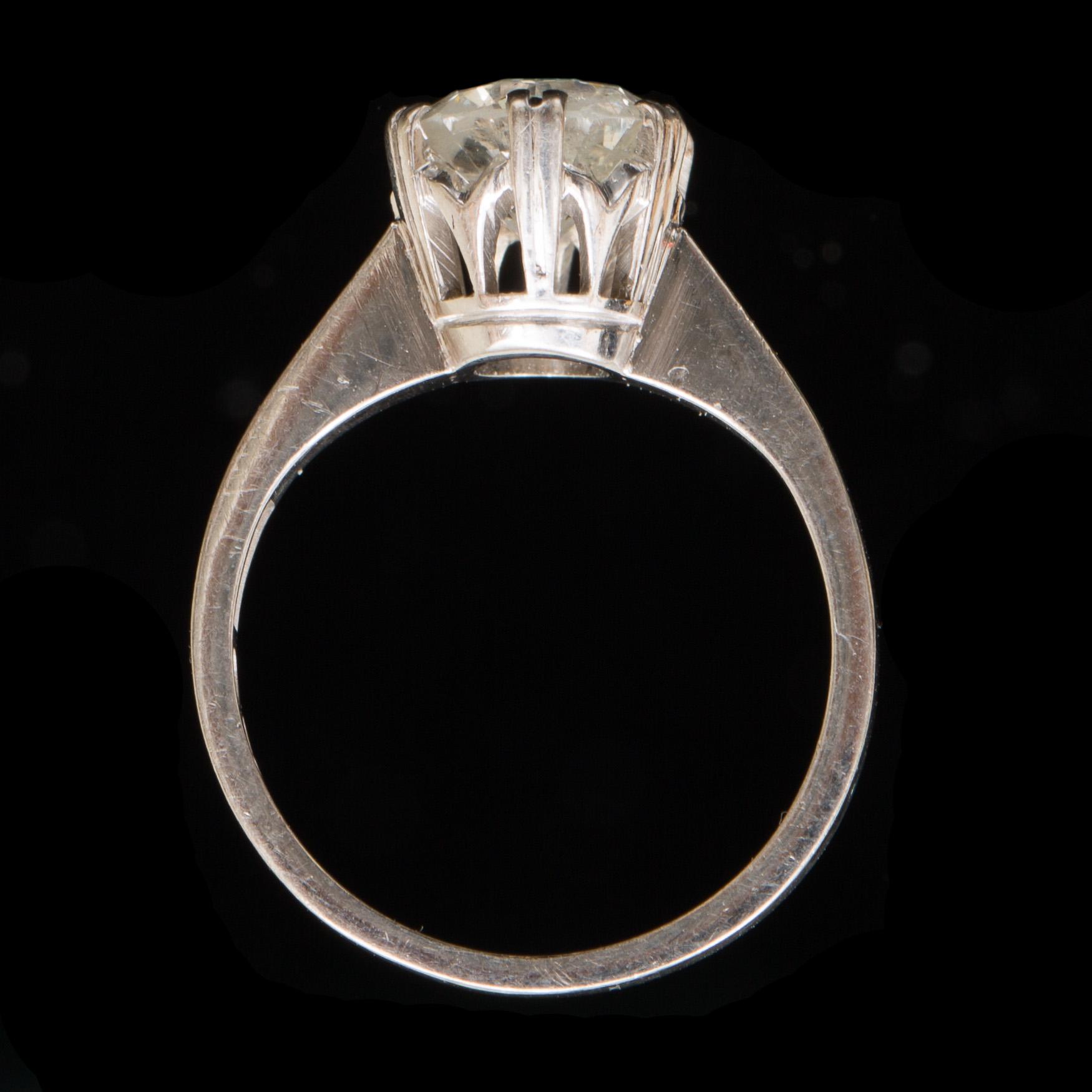 RING, 18 k vitguld med briljantslipad diamant ca 1,00 ct. Vikt ca 3 g.