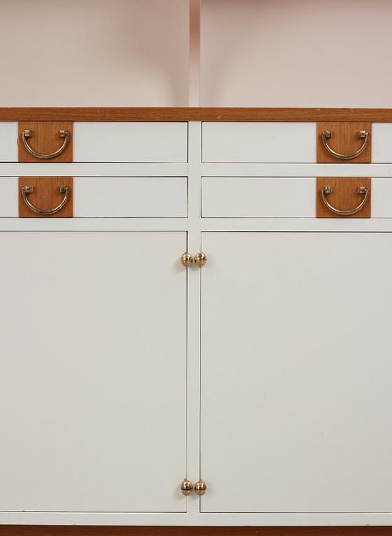 Josef Frank, bokhylla, specialversion av modell 2255, Firma Svenskt Tenn, 1960-1970-tal.