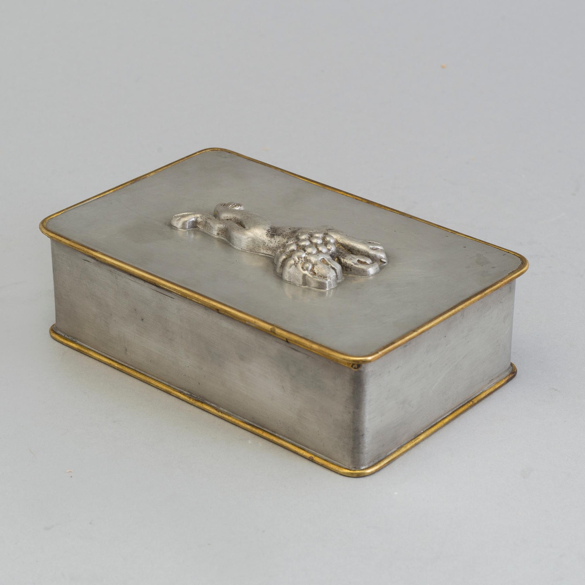A Svenskt Tenn pewter and brass box,  Stockholm 1930.