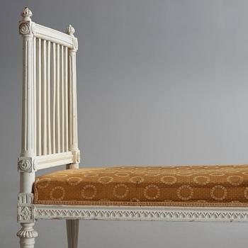 SOFFA/ FÖNSTERBÄNK. Gustaviansk, 1700-talets slut.