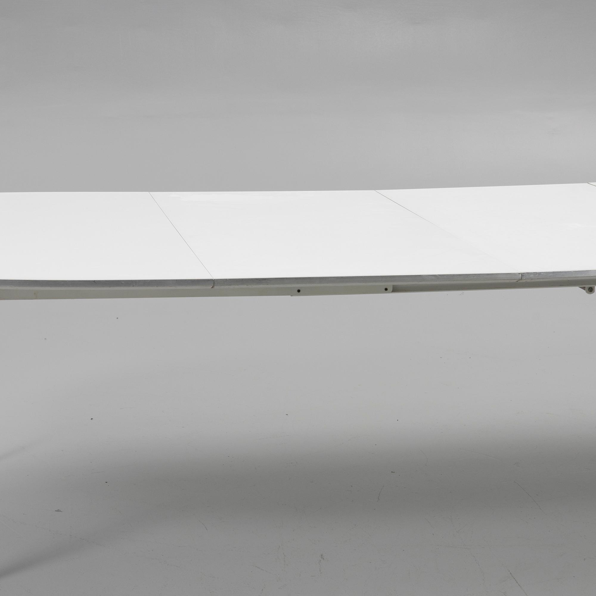 Bruno Mathsson, & Piet Hein, matbord, "Superelips", Fritz Hansen, Danmark, 1987.