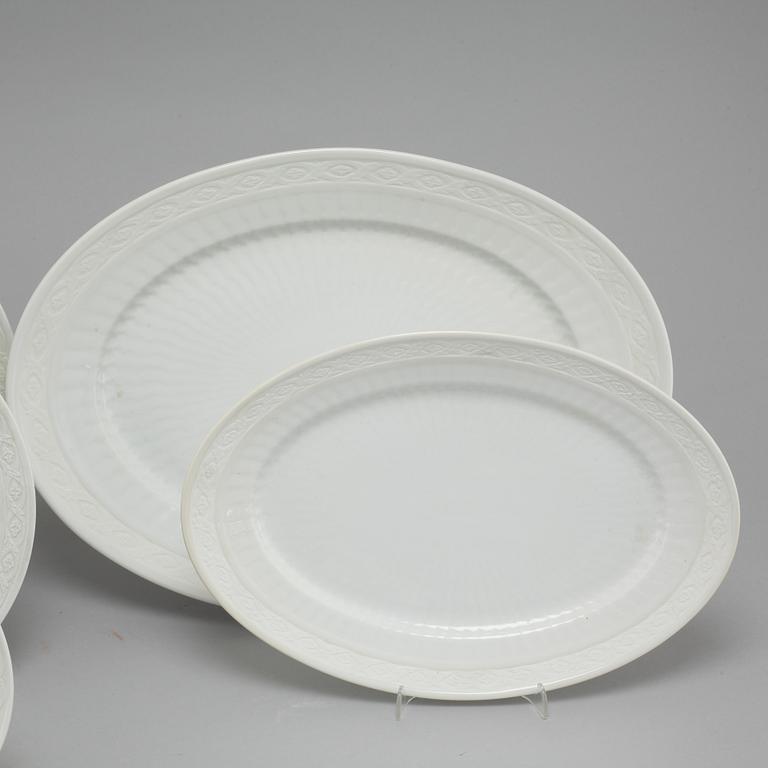 62 pieces dinner service named "Vifte".
