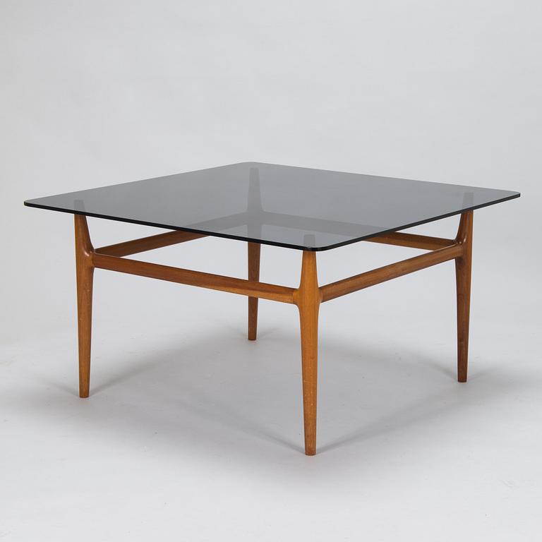 Hillevi Sepponen, a coffee table "Lago" for Skanno 1950s.