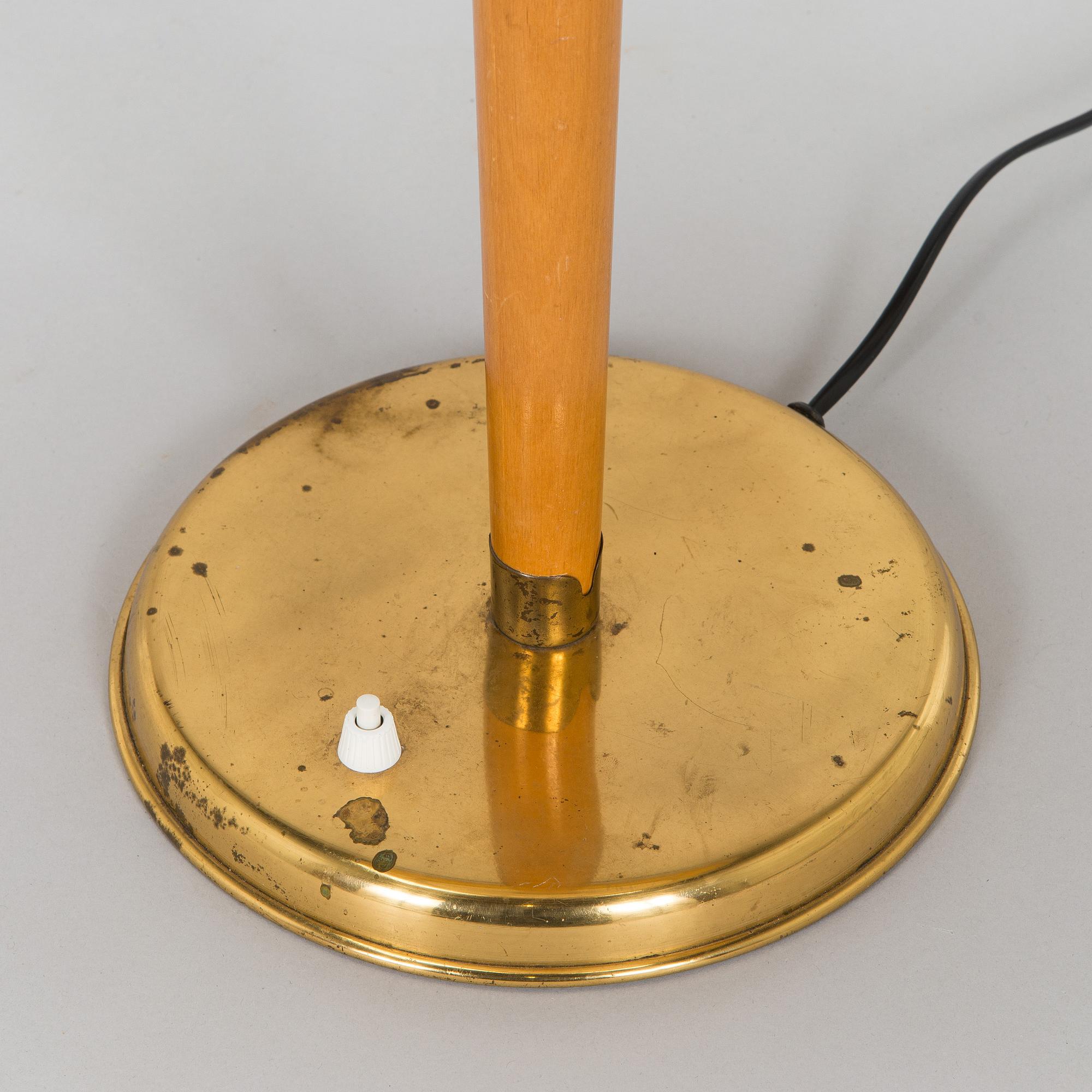 Lisa Johansson-Pape, a mid-20th century table lamp, model 2055, Stockmann Orno.