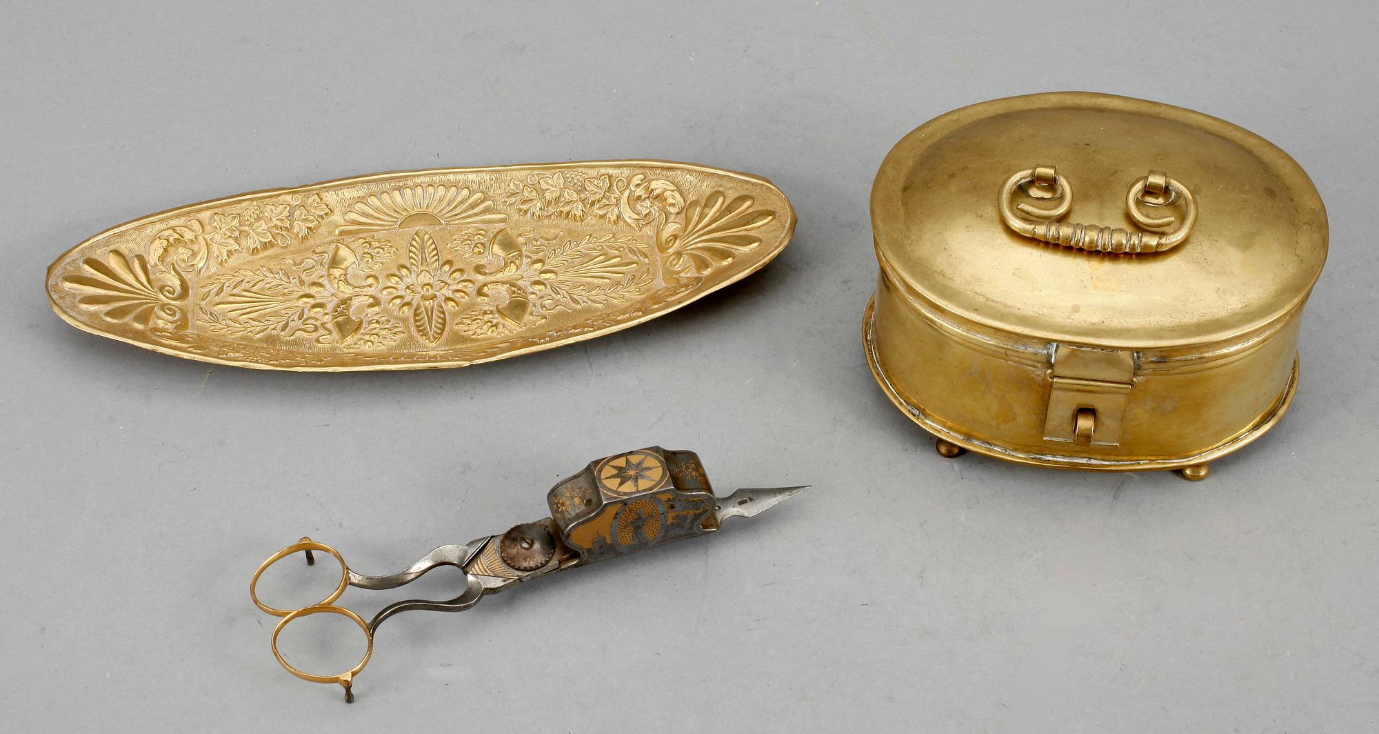 PARTI MÄSSING, 3 st, 1800-1900-tal.