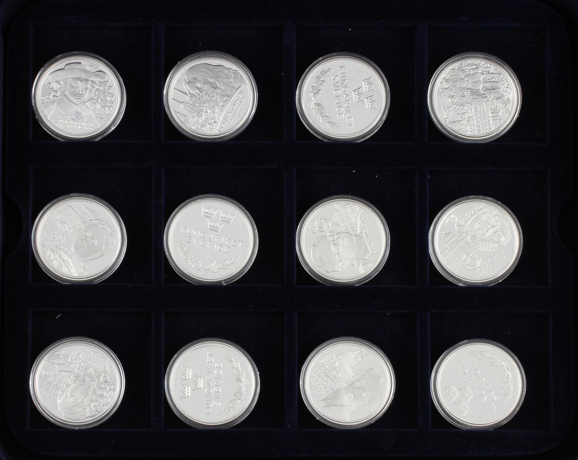 MINNESMYNT, 24 st, silver, "Sveriges regenter", 1900-talets andra hälft, vikt ca 640 g.