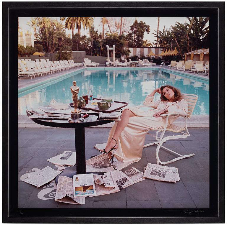 Terry O'Neill, "Faye Dunaway, Hollywood, 1977".