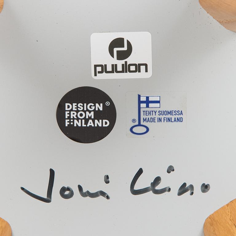 Jouni Leino, Stol "Oma" (Egen) för Puulon, Jouni Leino Design Studio 2017.