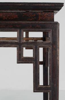 A South Asien 19th/20th cent table.