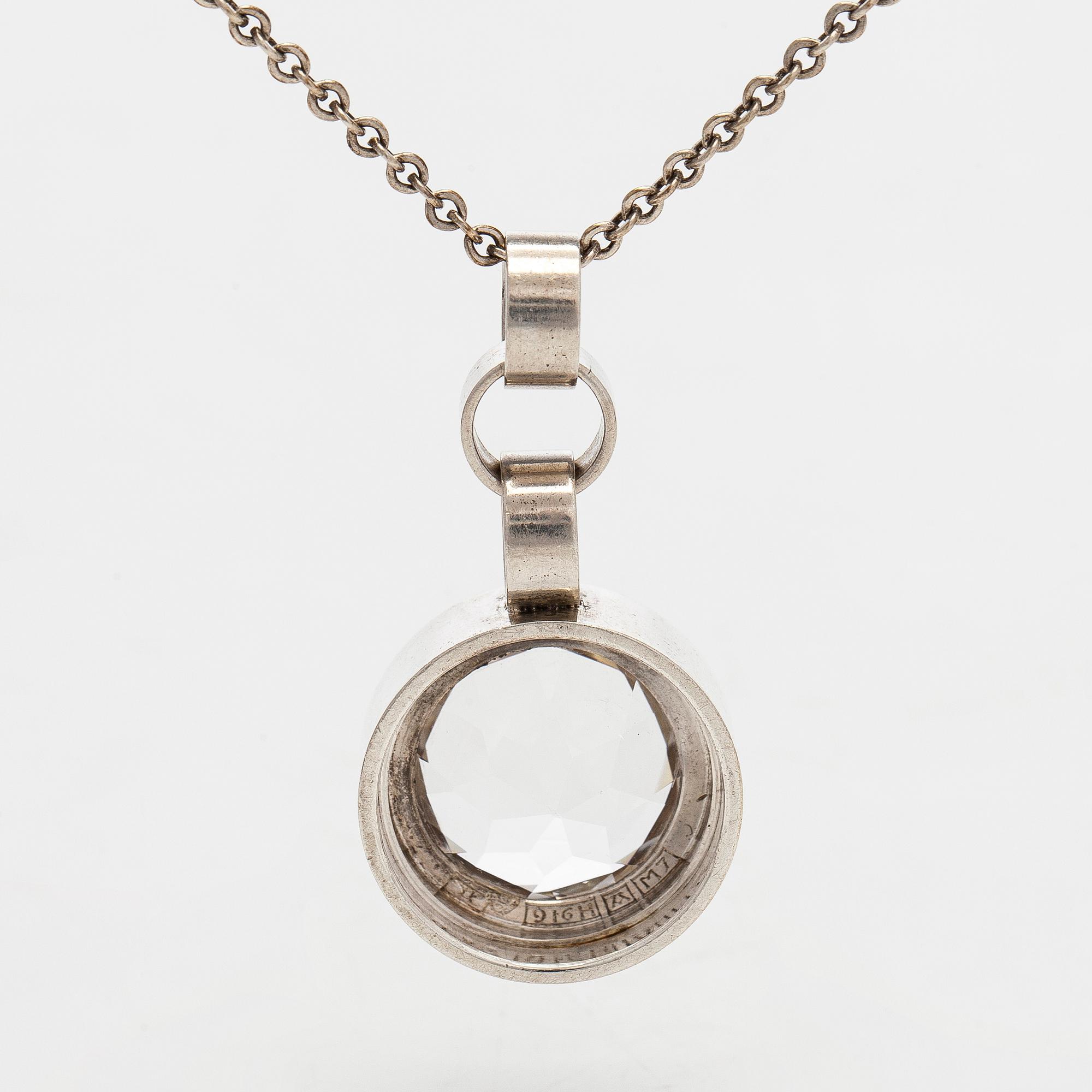 Elis Kauppi, halsband, silver och bergskristall. Kupittaan Kulta , Åbo 1965.