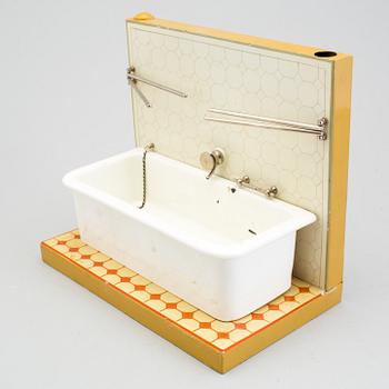 A tinplate bathroom by Märklin, Germany, 1910/20s.