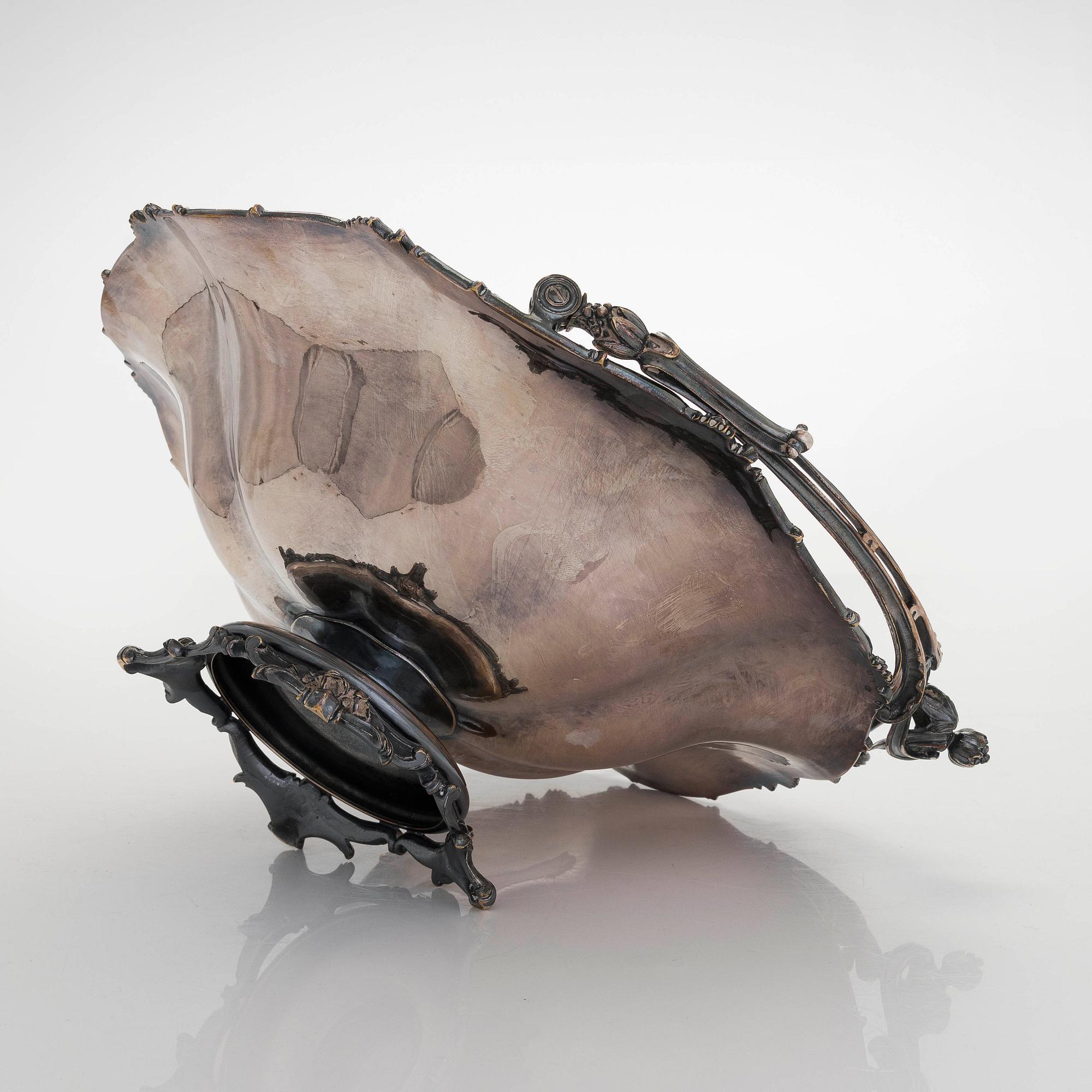 A Christofle silver plated fruit basket, France, ca mid 1900's.